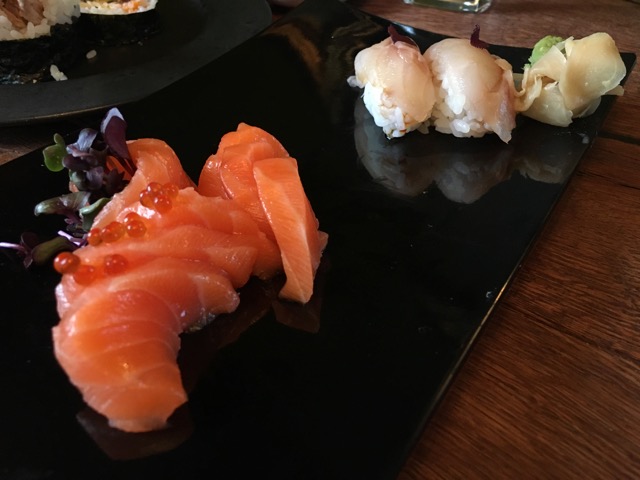 冰島環島自駕環島攻略Day4：東海岸食記Seydisfjordur Nord Austur Sushi & Bar 生魚片